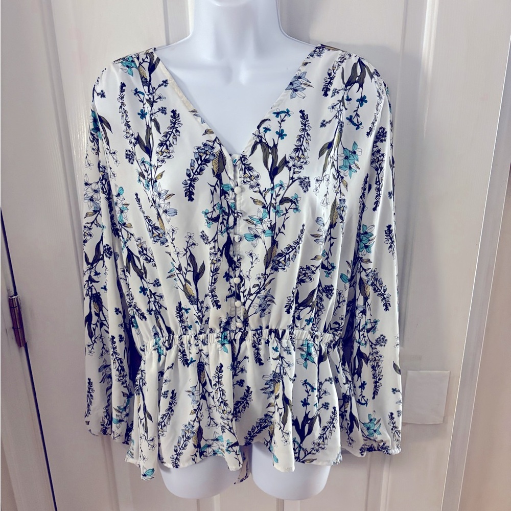 Worthington plus floral blouse